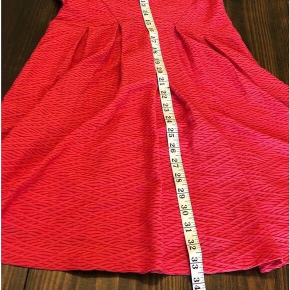 Guess Red Sleeveless A-Line Pleated Dress Women’s Size 6 Midi Minimalist Stretch - Picture 7 of 11